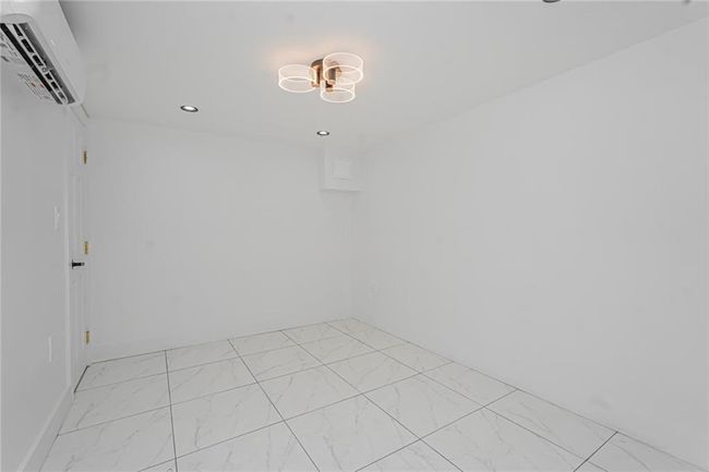 590 83 Rd St, House other with 5 bedrooms, 3 bathrooms and null parking in Brooklyn NY | Image 14