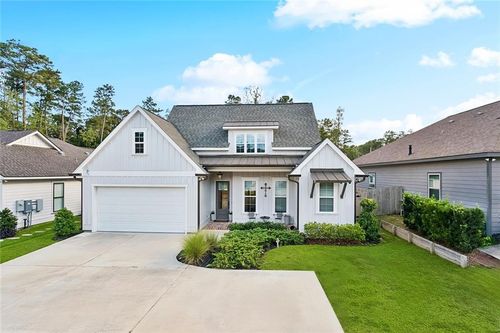 19364 9th Ave, Covington, LA, 70433-5215 | Card Image