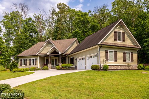 3432 Lanyard Ln, Louisville, TN, 37777-3066 | Card Image