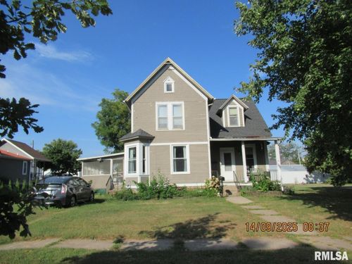 309 Sycamore St, Tipton, IA, 52772-1647 | Card Image
