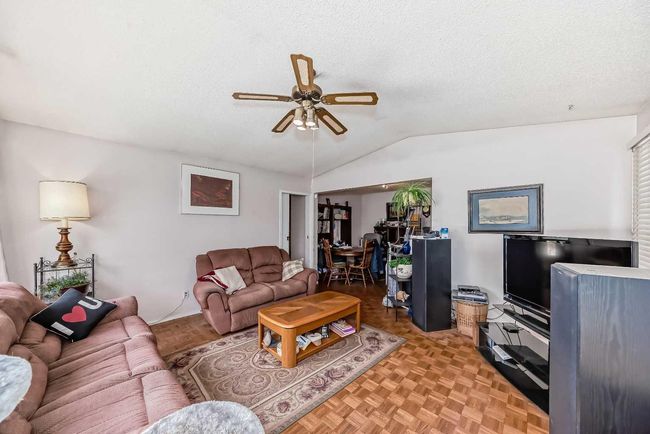 4424 3 St Ne, House detached with 3 bedrooms, 2 bathrooms and 5 parking in Calgary AB | Image 17