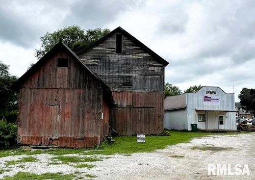 391 E Main St, Ipava, IL, 61441-5220 | Card Image