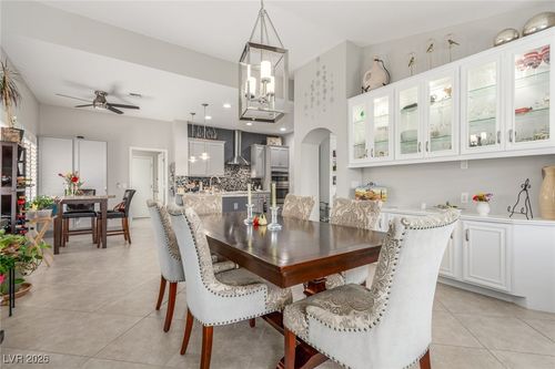 2456 Desert Glen Dr, Las Vegas, NV, 89134-8871 | Card Image