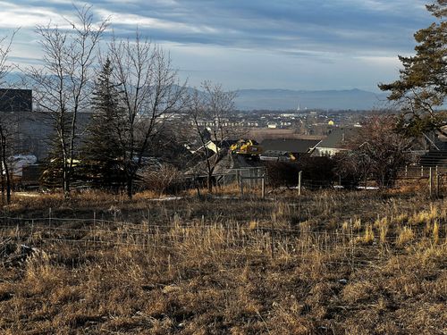 375 N 400 E, Hyde Park, UT, 84318-3304 | Card Image