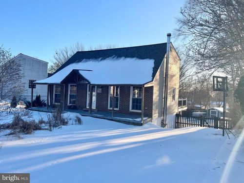 13734 Moccasin Ct, WOODBRIDGE, VA, 22193-4422 | Card Image