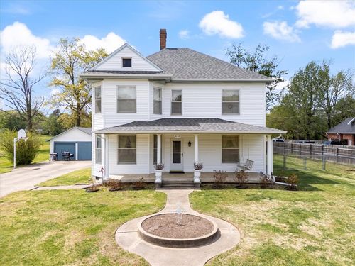 830 S Washington St, Siloam Springs, AR, 72761-4228 | Card Image