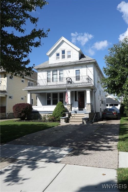 38 Norwalk Ave, Buffalo, NY, 14216-2820 | Card Image