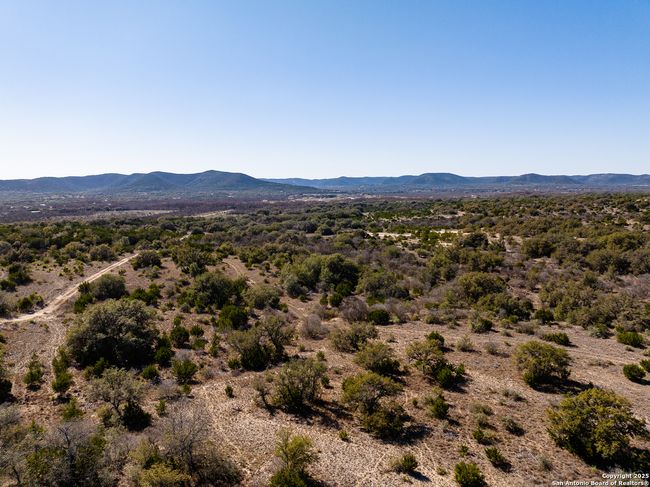 2800 Little Dry Frio Rd, Home with 0 bedrooms, 0 bathrooms and null parking in Rio Frio TX | Image 21