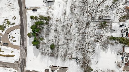 5120 Country Club Trl, Lewiston, NY, 14092-1961 | Card Image