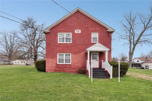 2419 W 19th St, Ashtabula, OH, 44004-9717 | Card Image