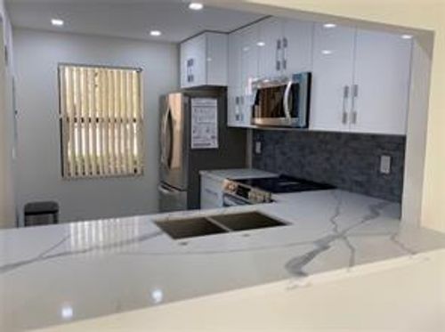 apt-112-2941 N Nob Hill Rd, Sunrise, FL, 33322-5874 | Card Image