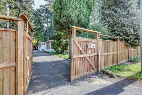 525 Pioneer Cres, Parksville, BC, V9V1V2 | Card Image