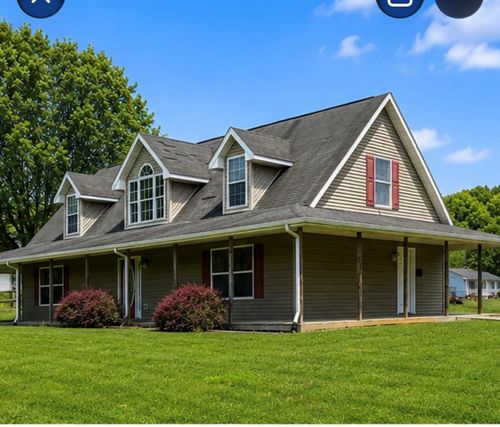 19045 Stone Mountain Rd, Abingdon, VA, 24210-1701 | Card Image