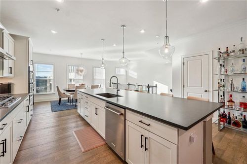 1517 Cobalt Dr Nw, Atlanta, GA, 30318-1864 | Card Image