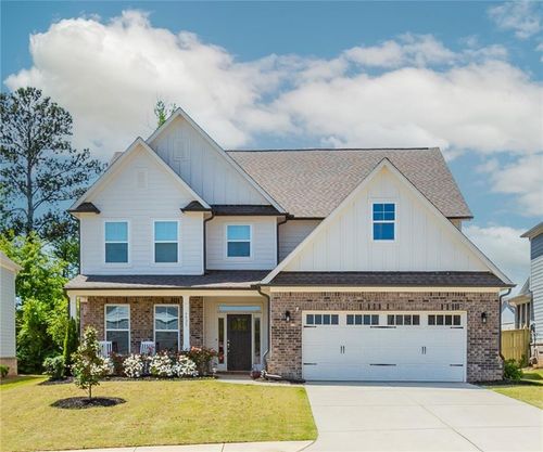 6829 Benjamin Dr, Flowery Branch, GA, 30542-7401 | Card Image