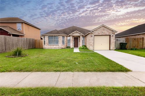 3013 Santa Sofia St, Corpus Christi, TX, 78415-3051 | Card Image