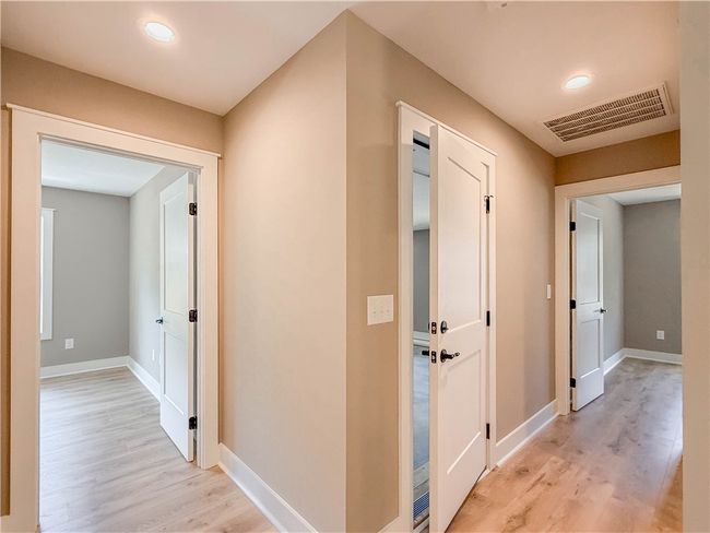 320 Code Cir, House other with 3 bedrooms, 2 bathrooms and null parking in Seneca SC | Image 22