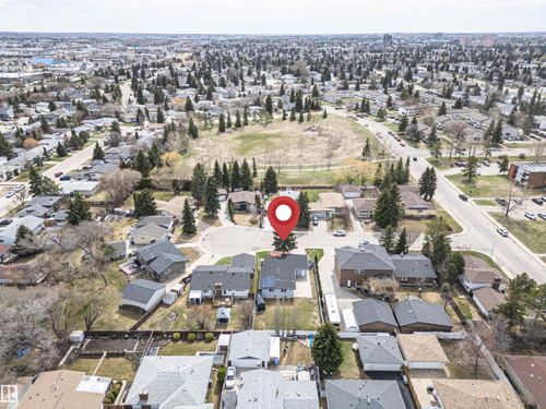 10412 39 Ave Nw, Edmonton, AB, T6J2J3 | Card Image