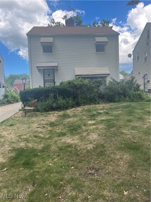 17425 Walden Ave, Cleveland, OH, 44128-1611 | Card Image