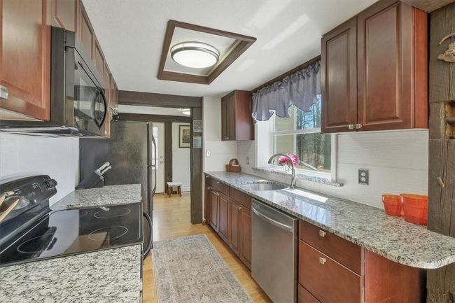 17 Lattimer Ln, House other with 3 bedrooms, 2 bathrooms and null parking in Wallkill NY | Image 6