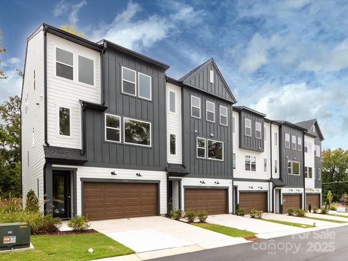 7944 Cedarsmith Ct, Charlotte, NC, 28217 | Card Image