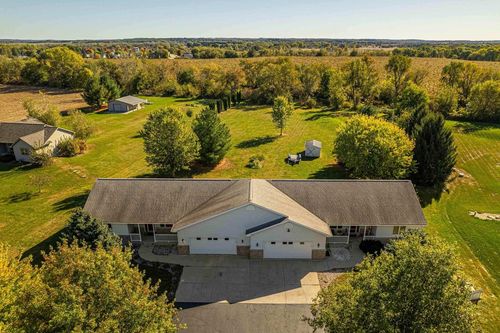 N9560 - N9562 County Road Cc, EXETER, WI, 53508 | Card Image