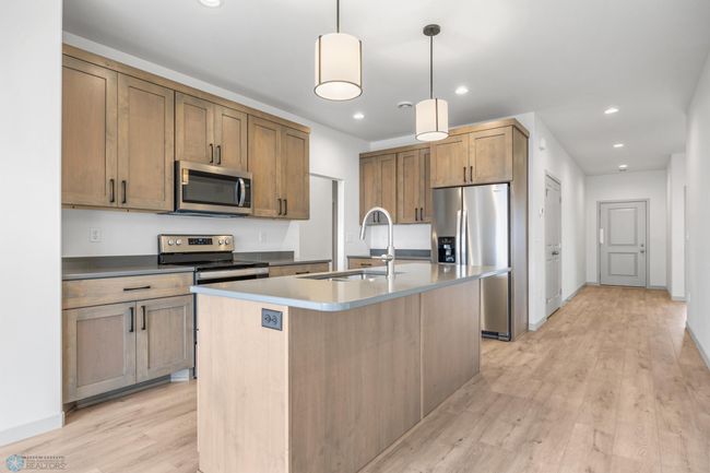 Kitchen | Image 11