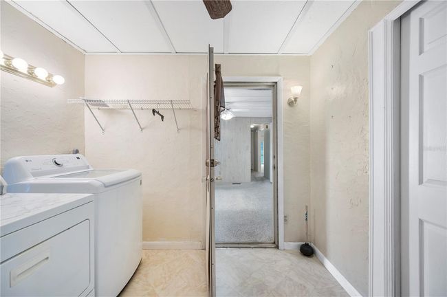 6027 Grand Oaks Dr Se, House other with 2 bedrooms, 2 bathrooms and null parking in WINTER HAVEN FL | Image 21