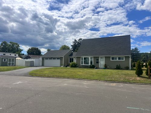 78 Sparrowbush Ln, Milford, CT, 06460-6919 | Card Image