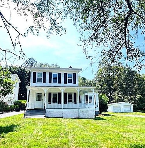 147 S Plank Rd, Newburgh, NY, 12550-3032 | Card Image