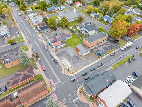 1125 Concession St, Russell, ON, K4R1G7 | Card Image
