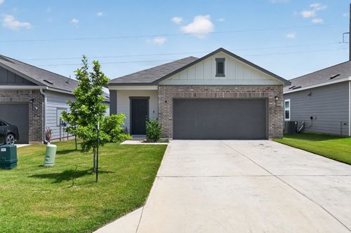 608 Magnum Force Dr, Jarrell, TX, 76537-8024 | Card Image