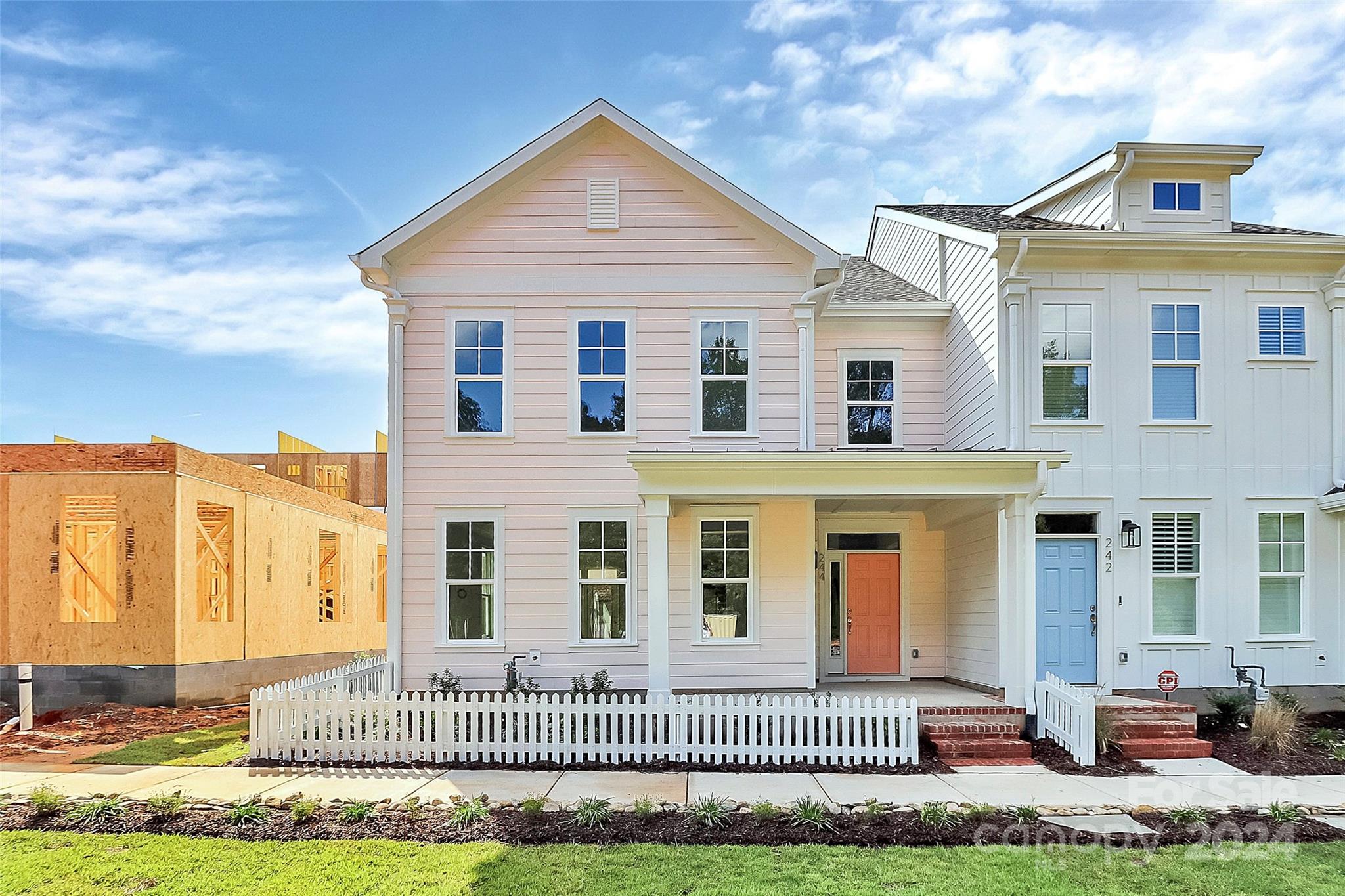 Gilead Rd, Huntersville, NC 28078