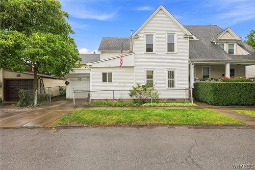 12 Baynes Street, Buffalo, NY, 14213 | Card Image