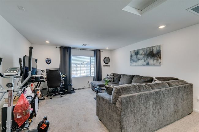 Upstairs bedroom/loft area | Image 31