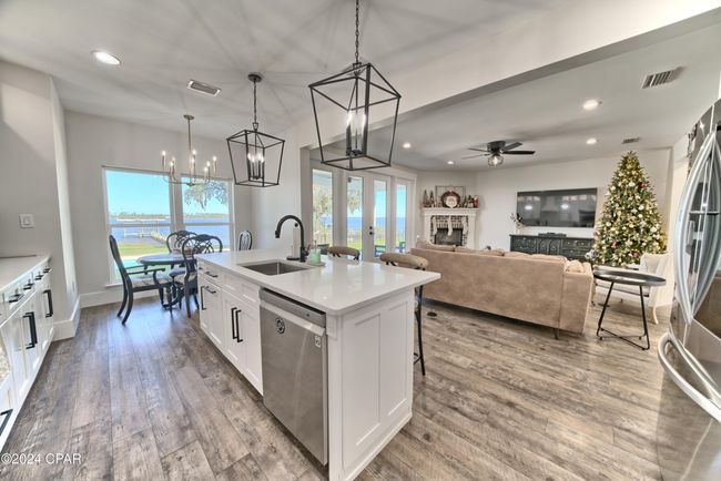 700 E 2 Nd St, House other with 4 bedrooms, 4 bathrooms and null parking in Lynn Haven FL | Image 29
