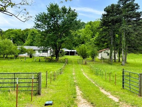 227 Cedar Creek Rd, Marshall, AR, 72650-8017 | Card Image