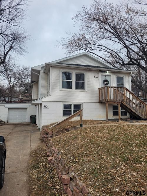 b-910 Harrington Ave, Bellevue, NE, 68005-2605 | Card Image