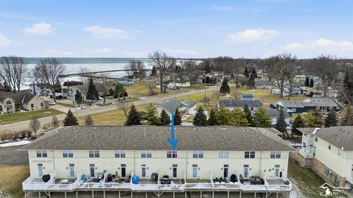 208 Beachwalk Trl, Luna Pier, MI, 48157-9401 | Card Image