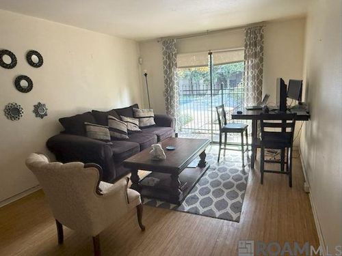 4-l-1855 Brightside Dr, Baton Rouge, LA, 70820-4725 | Card Image