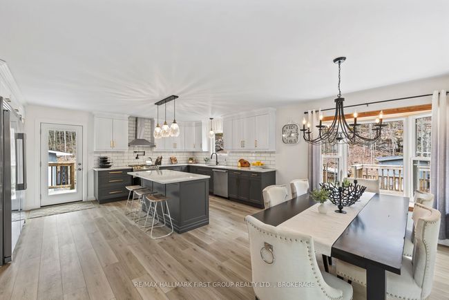 1262 Sunbury Rd, House other with 5 bedrooms, 3 bathrooms and 4 parking in South Frontenac ON | Image 6