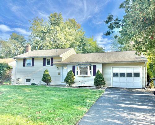 47 Beechwood Rd, West Hartford, CT, 06107-3604 | Card Image