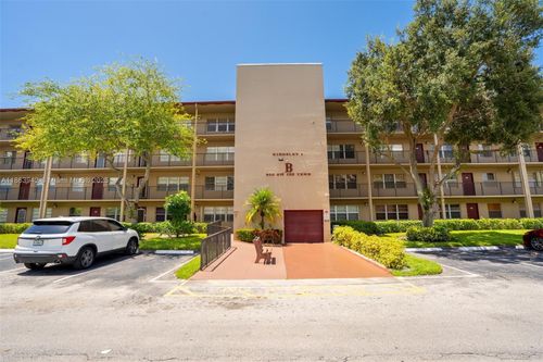 apt-312b-850 Sw 133rd Ter, Pembroke Pines, FL, 33027-7008 | Card Image