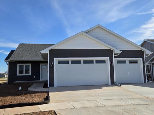 3970 Hemlock Court, OSHKOSH, WI, 54904 | Card Image