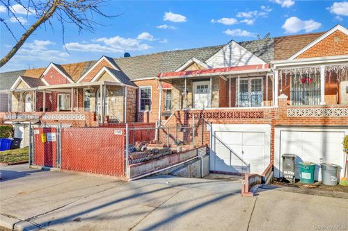 145 159th Street, New York, NY, 11434 | Card Image