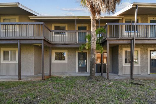 30b4-6330 Newtown Circle, Tampa, FL, 33615 | Card Image