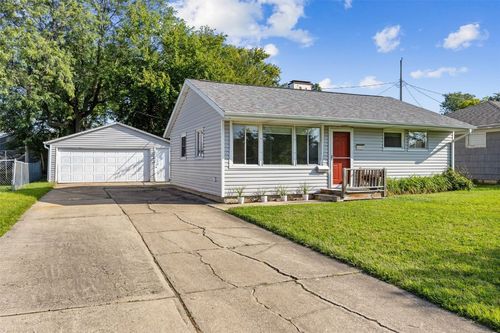 1620 Keith Dr Ne, Cedar Rapids, IA, 52402-5509 | Card Image