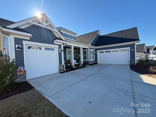 247 Lanyard Ln, Belmont, NC, 28012-8850 | Card Image