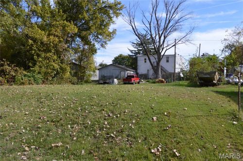 00 Vine Street, Hardin, IL, 62047 | Card Image
