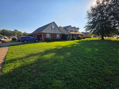 1117 Colonial Dr, Jacksonville, AR, 72076-2878 | Card Image